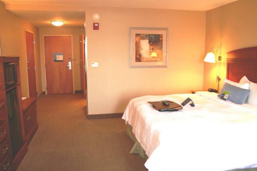 Hampton Inn & Suites Providence / Smithfield Pokój zdjęcie